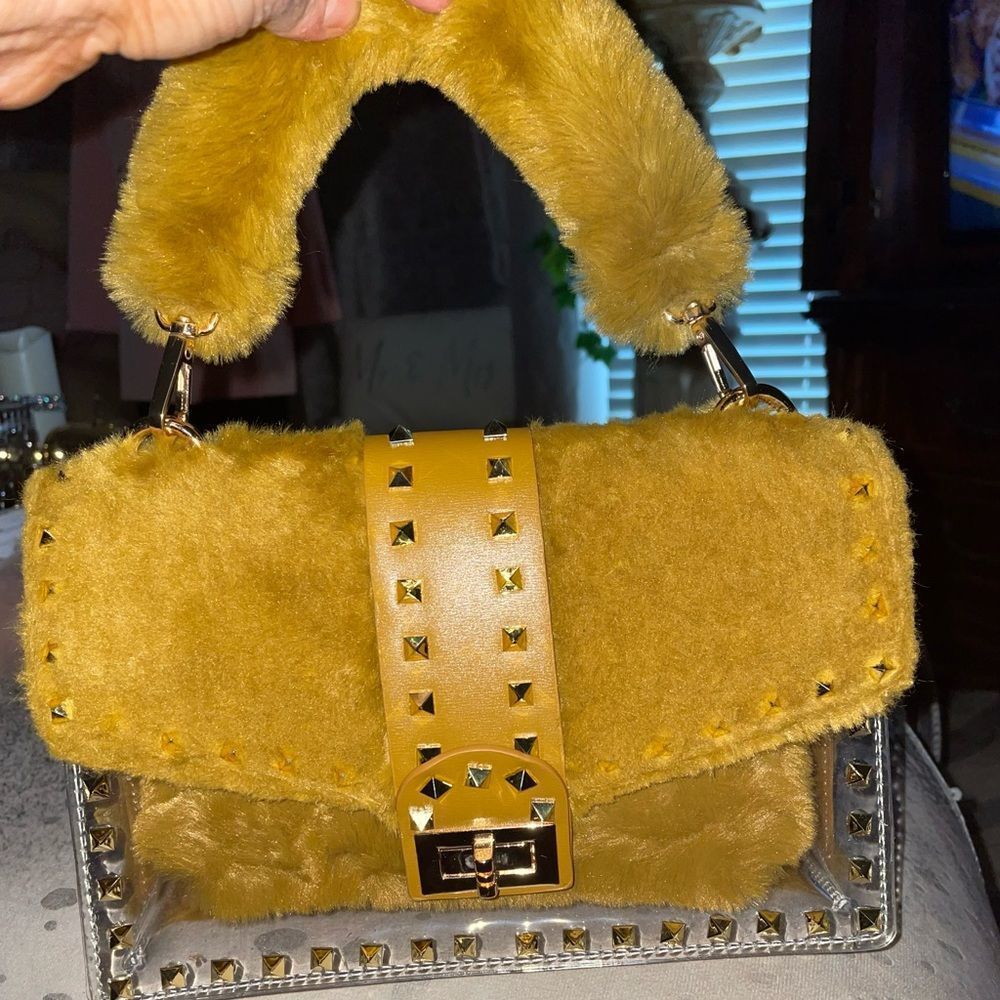 MOST WANTED YELLOW/GOLD FUR PURSE